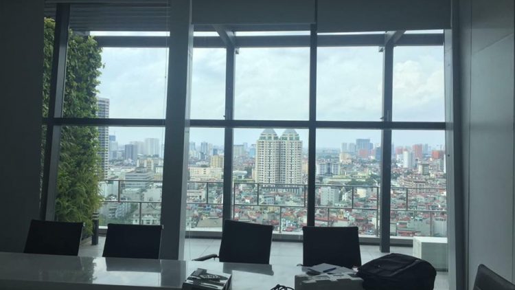 Dán phim cách nhiệt chống nắng nóng Văn phòng