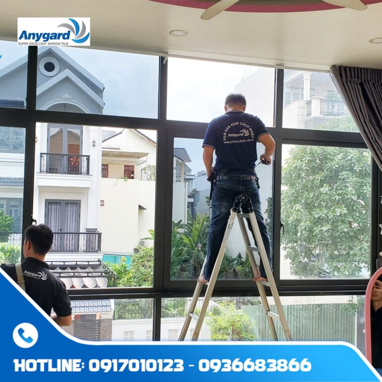Dán phim cách nhiệt cửa kính